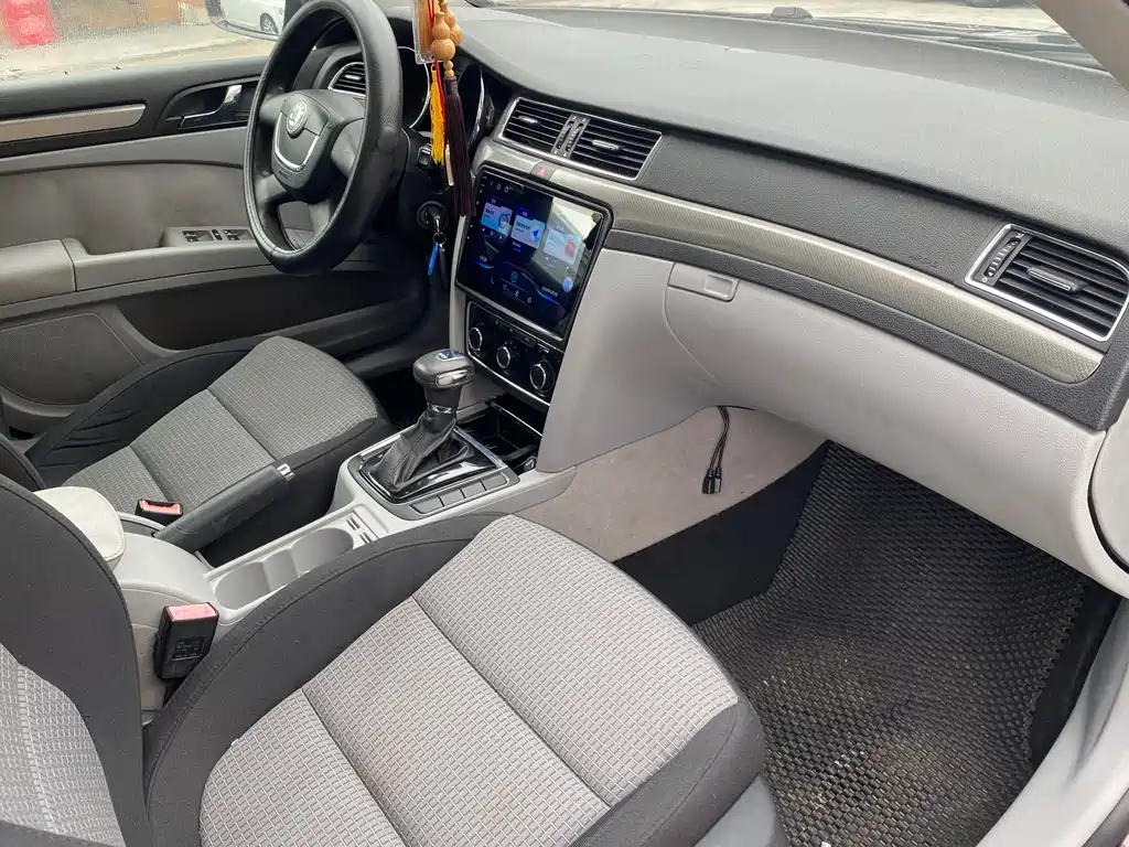 Skoda Superb 2010 1.4TSI DSG Elegance