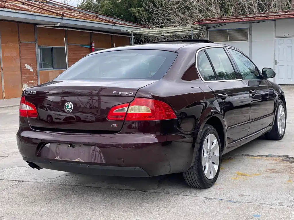 Skoda Superb 2010 1.4TSI DSG Elegance