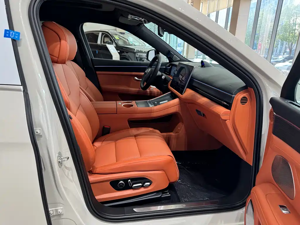 AITO M5 2025 Extended Range Ultra RWD