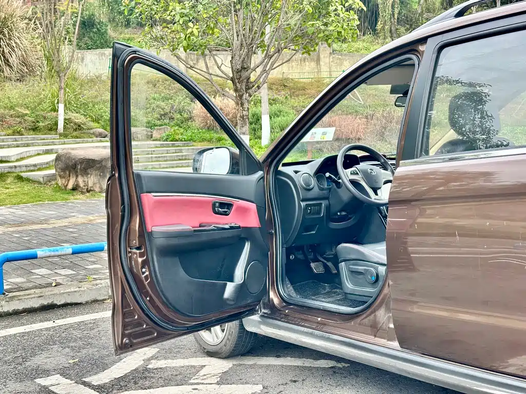 BAIC Huansu H2