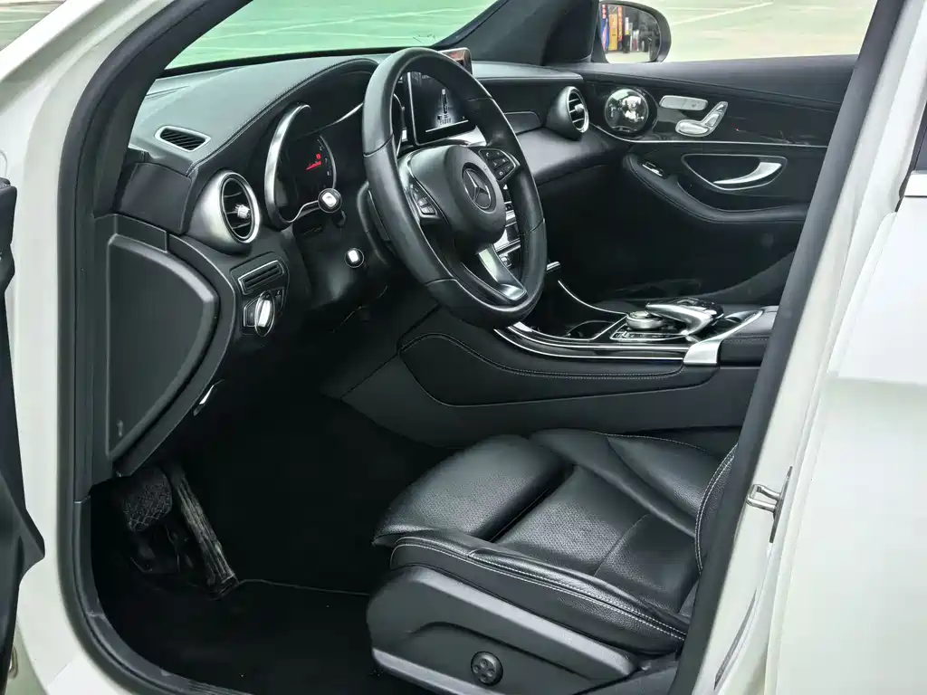 Mercedes-Benz GLC 260 4MATIC