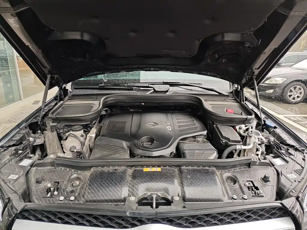 Mercedes-Benz GLS 450 4MATIC