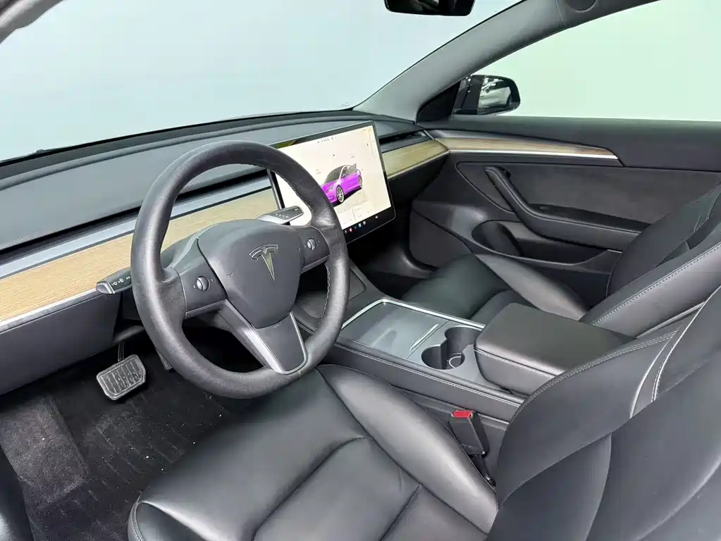 Tesla Model 3 2023 Rear-Wheel Drive