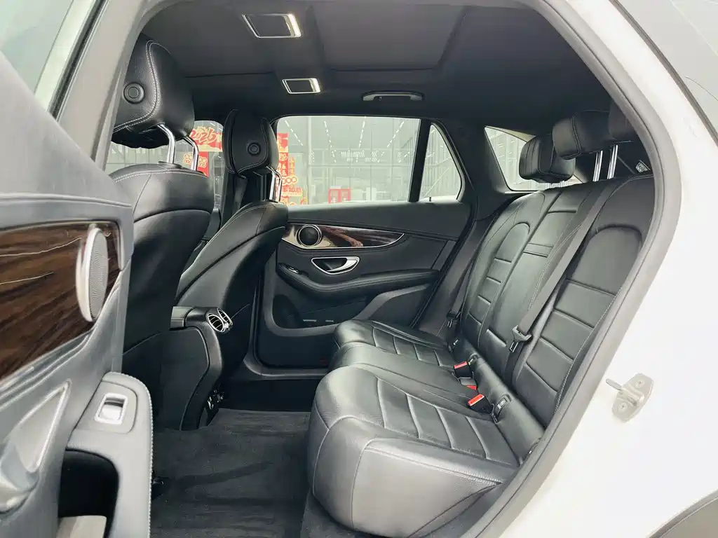Mercedes-Benz GLC 2019 Facelift GLC 260 L 4MATIC Luxury