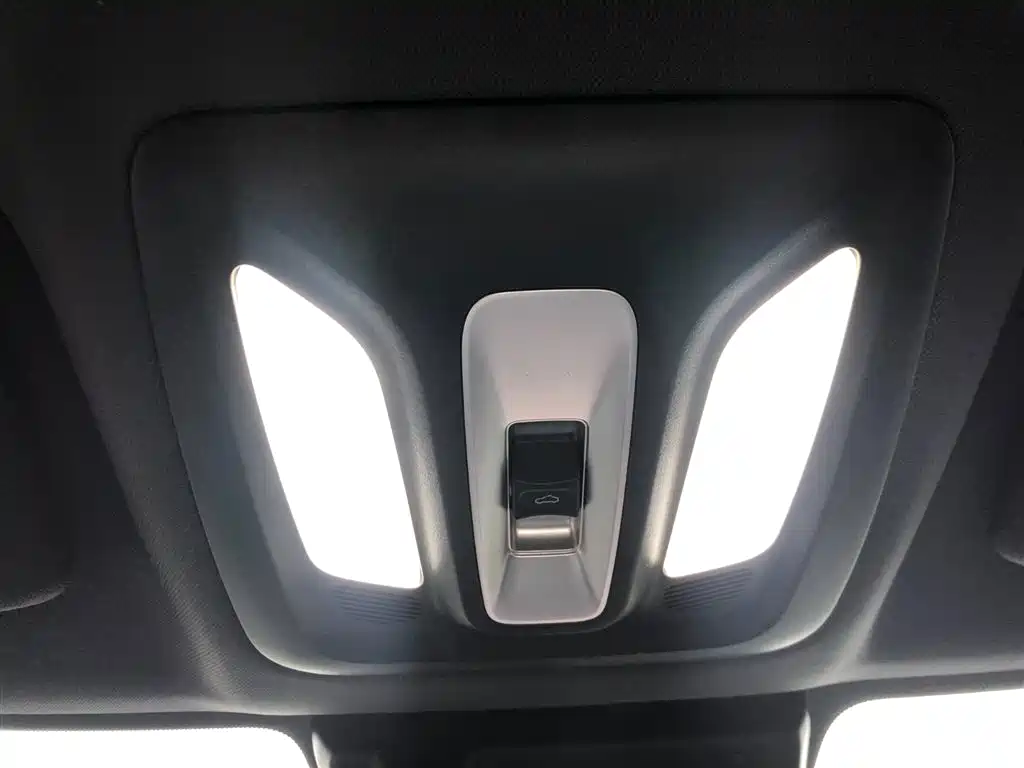 Changan UNI-V 2022 Model 1.5T Sports Edition