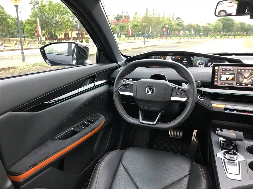 Changan UNI-V 2022 Model 1.5T Sports Edition