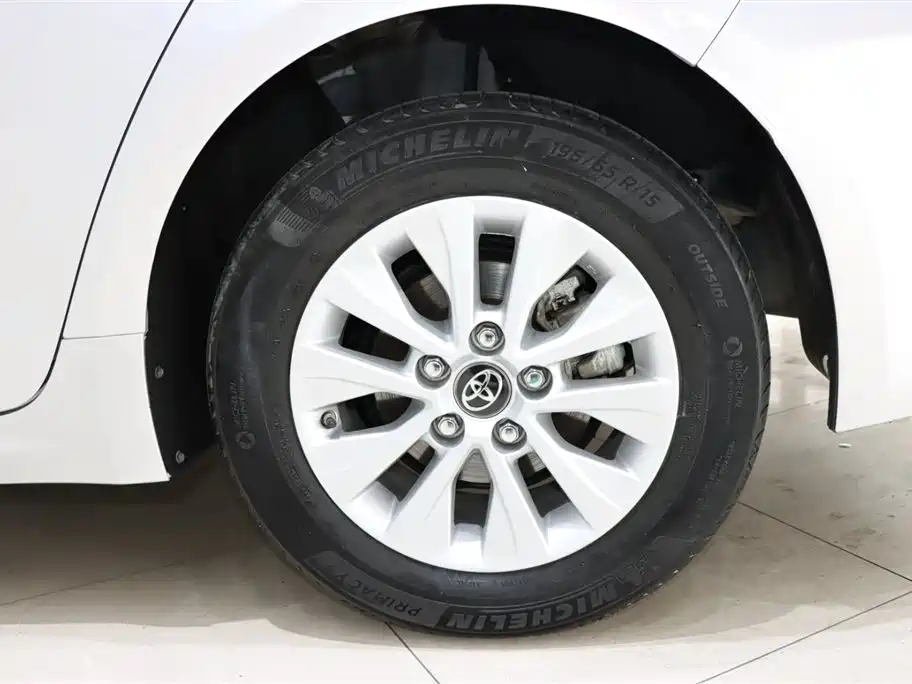 Toyota Corolla 2021 Hybrid 1.8L E-CVT Pioneer Edition