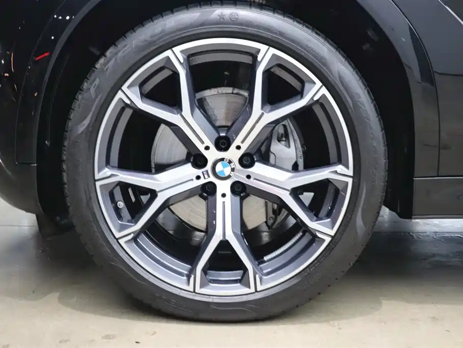 BMW X6 2023 xDrive40i M Sport Package