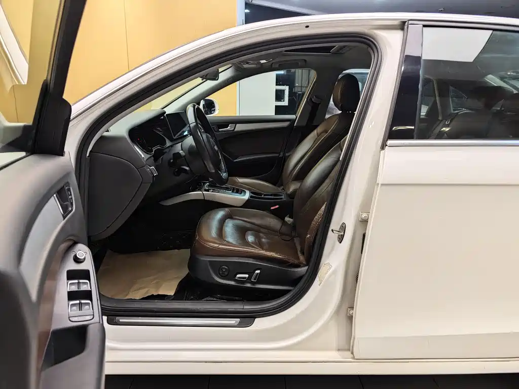 Audi A4L 2013 35 TFSI Automatic Standard