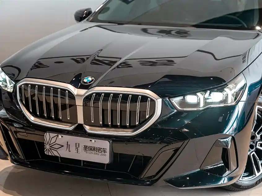 BMW 5 Series 530Li M Sport 2025