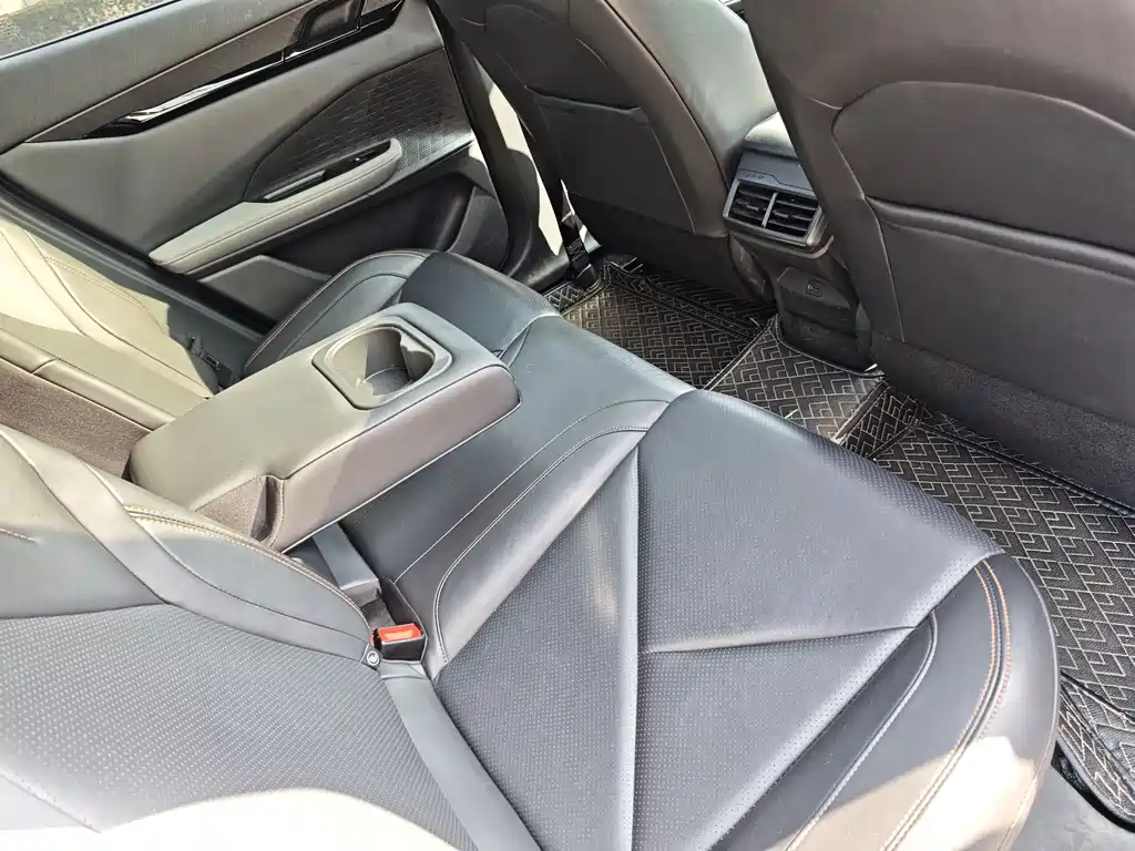 Changan UNI-V 2022 1.5T Premium