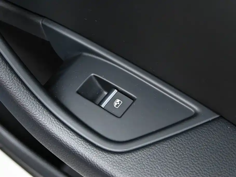 Audi A4L 2022 40 TFSI quattro RS Sport Edition