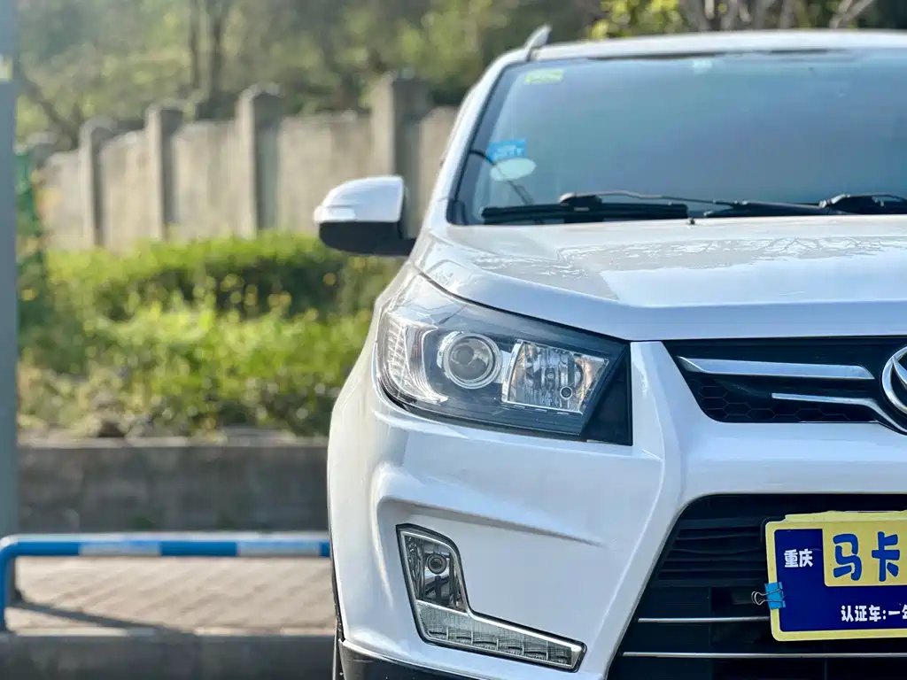 BAIC Huansu S3 2014 1.5L Luxury Edition China IV