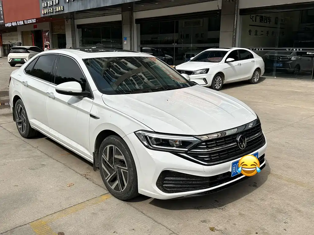 Volkswagen Sagitar 2023 300TSI DSG Beyond Edition