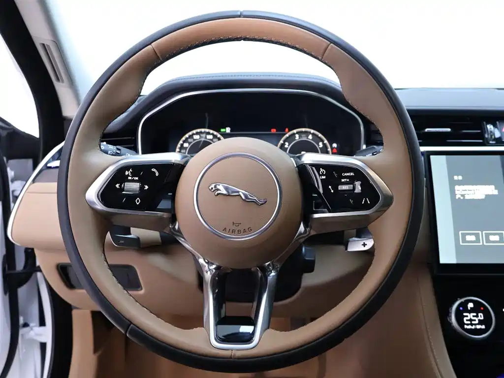 Jaguar XFL 2024 P250 RWD Premium Luxury Edition