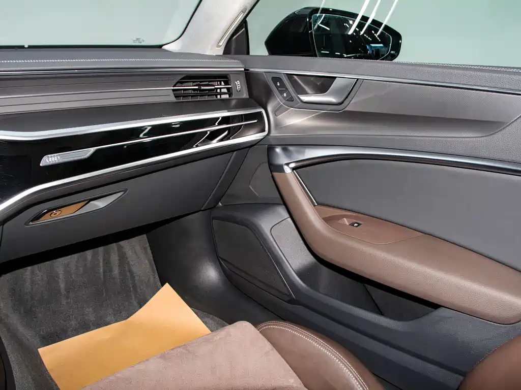 Audi A7L 2024 45 TFSI S-line Dream Edition Crystal Package