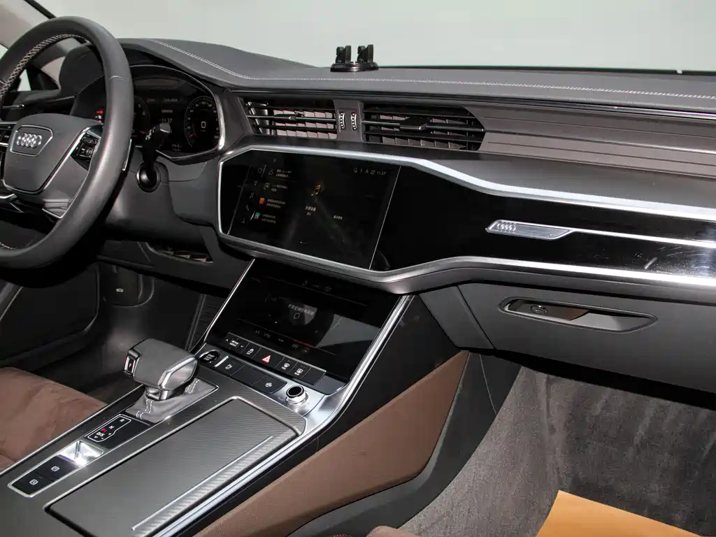 Audi A7L 2024 45 TFSI S-line Dream Edition Crystal Package