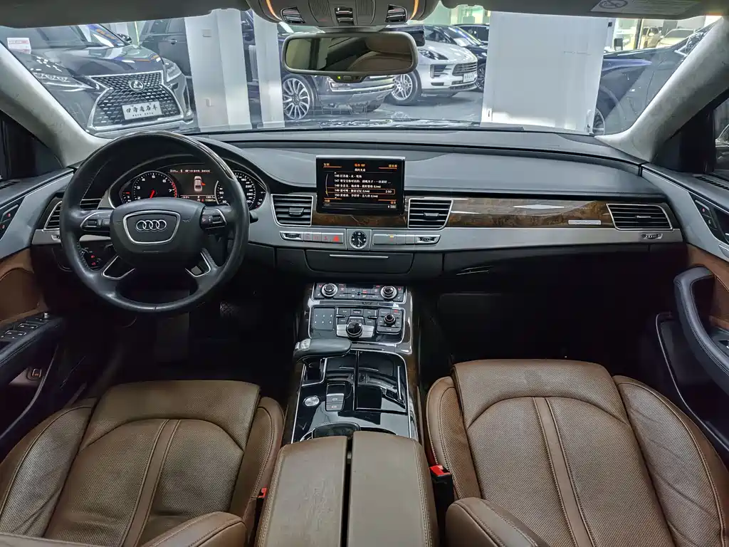Audi A8L 45 TFSI quattro