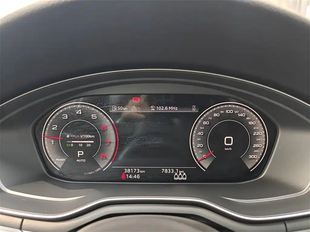Audi A4L 2022 40 TFSI Sport
