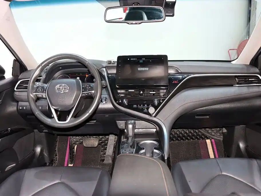 Camry 2021 2.5G Luxury Edition