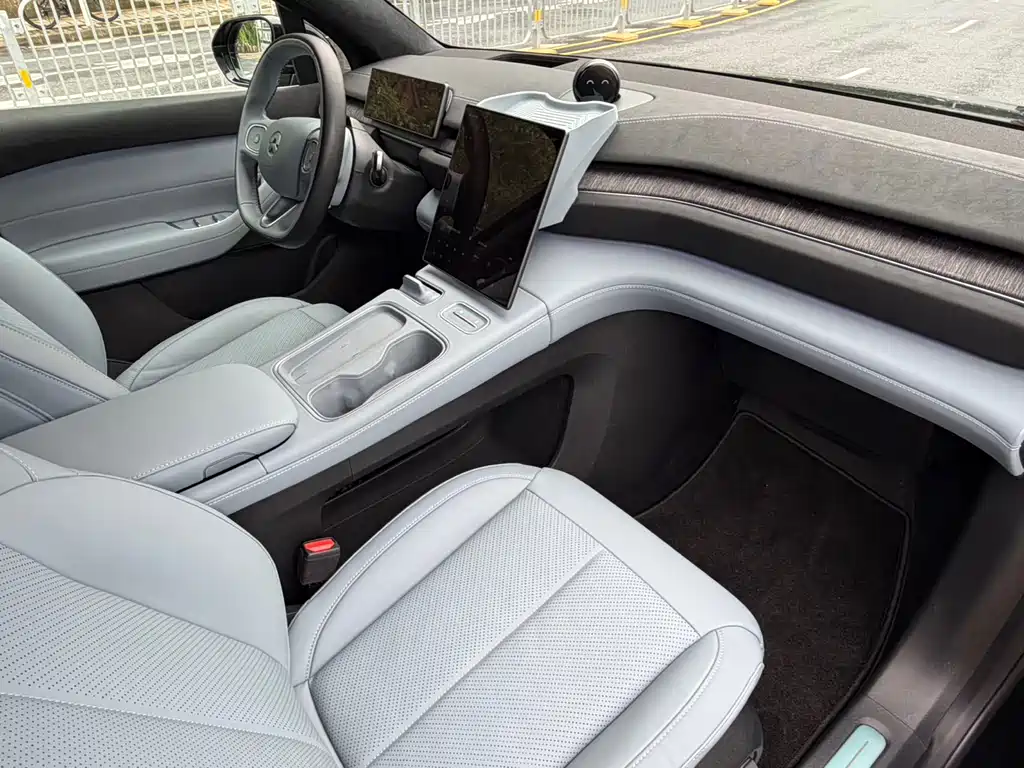 NIO EC6 2024 75kWh