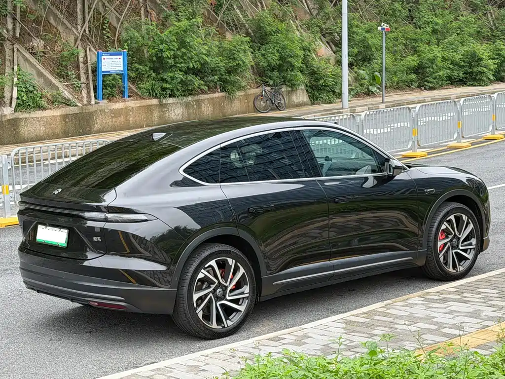 NIO EC6 2024 75kWh