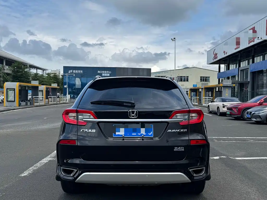 Honda Avancier 2017 240TURBO FWD Elite Edition