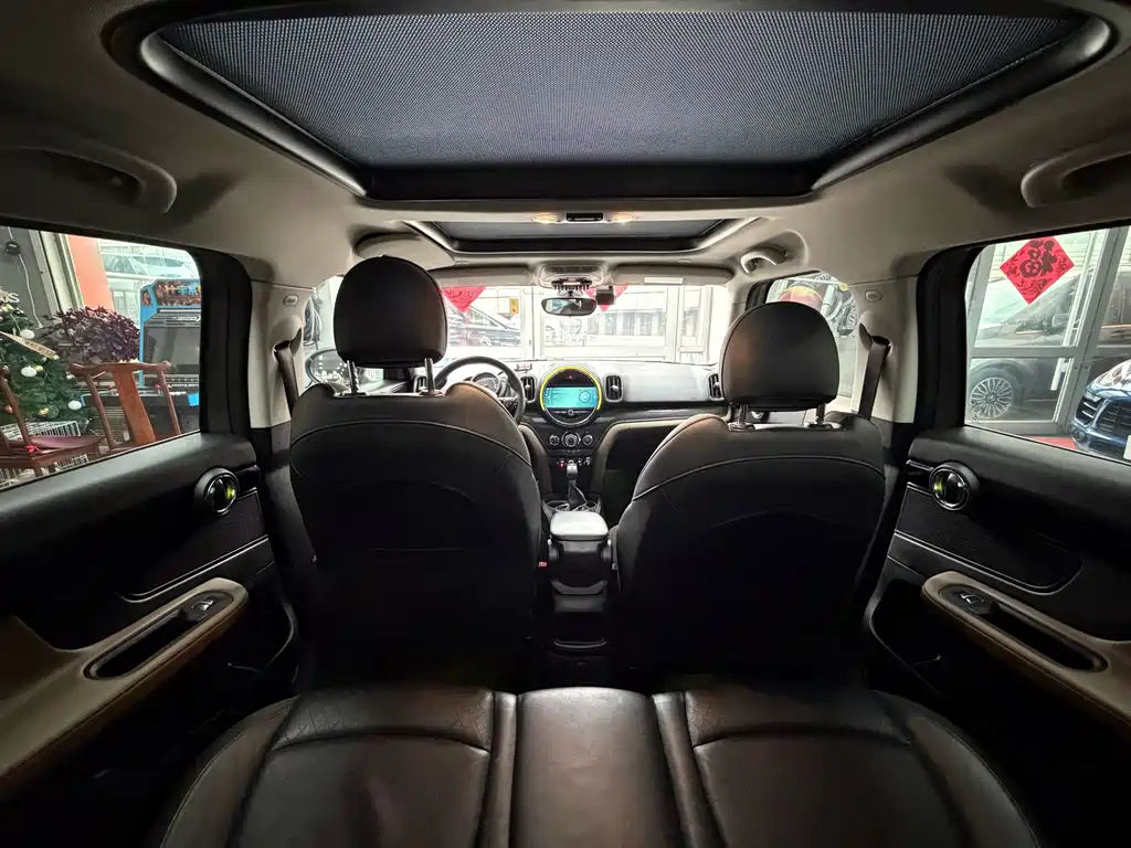 MINI Countryman 2018 1.5T COOPER ALL4 Artist