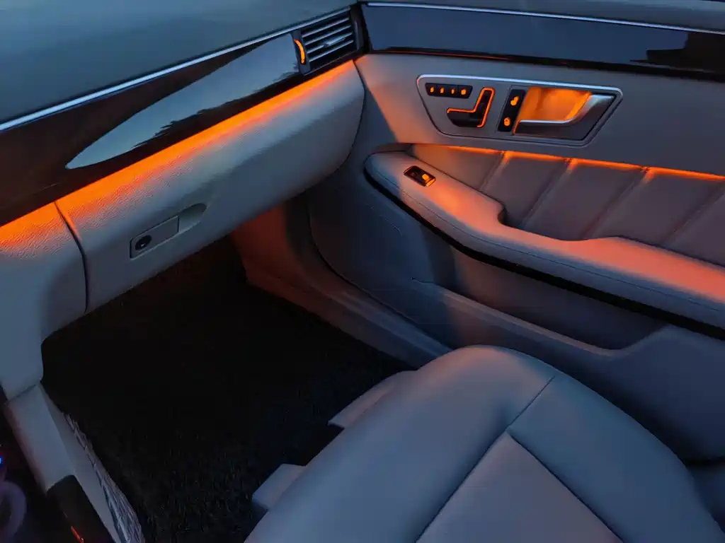 Mercedes-Benz E-Class 2012 E 260 L CGI Fashion