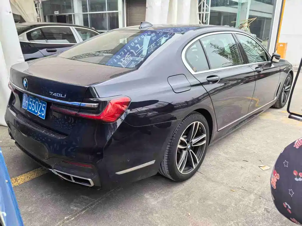 BMW 7 Series 2021 730Li M Sport Package