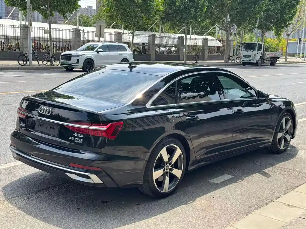 Audi A6L 2022 45 TFSI quattro