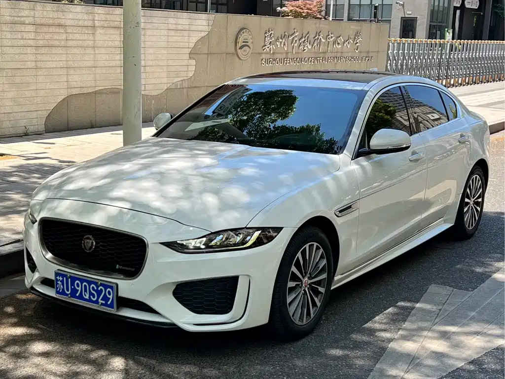 Jaguar XEL 2022 2.0T 200PS R-DYNAMIC Youth Sport Edition