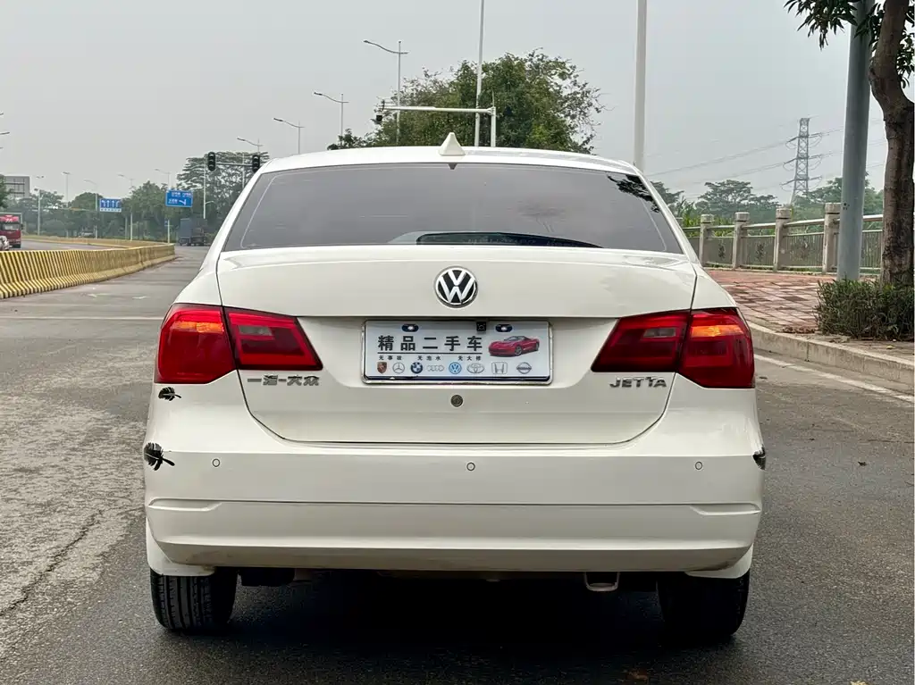 Jetta 2015 Value Edition 1.6L Automatic Comfort