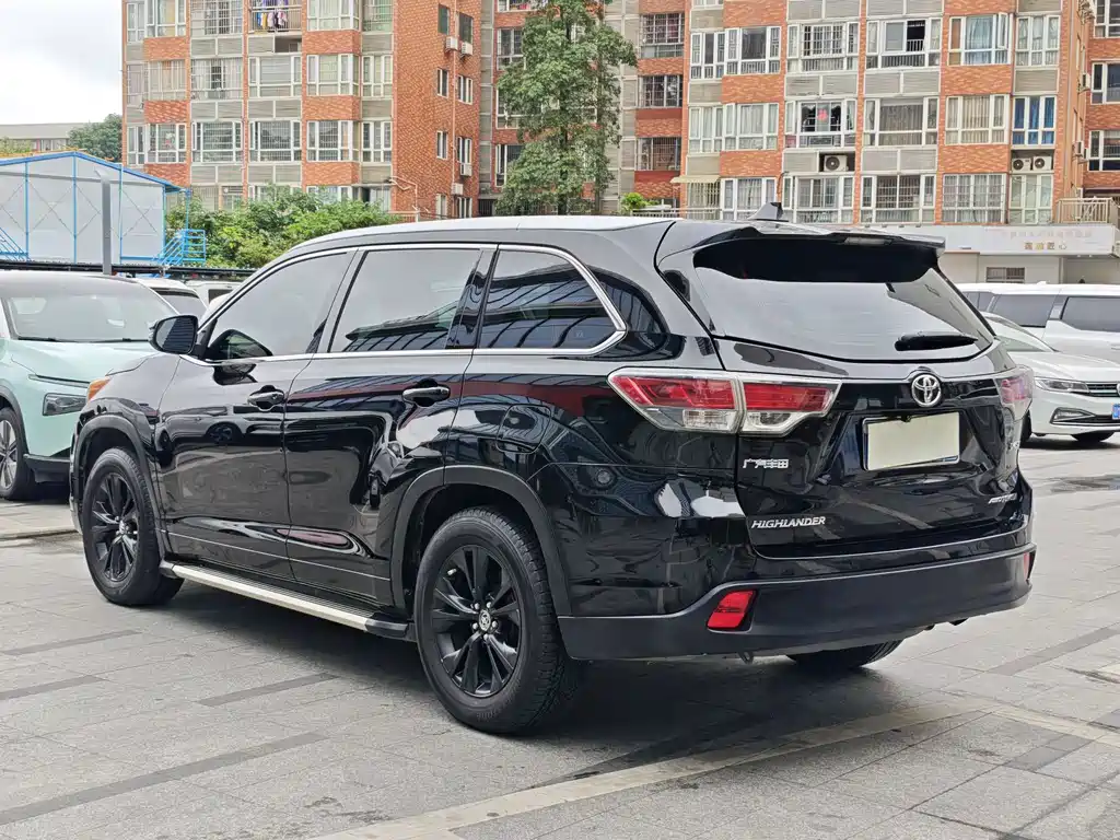 Toyota Highlander 2015 2.0T AWD Elite Edition 7-Seater