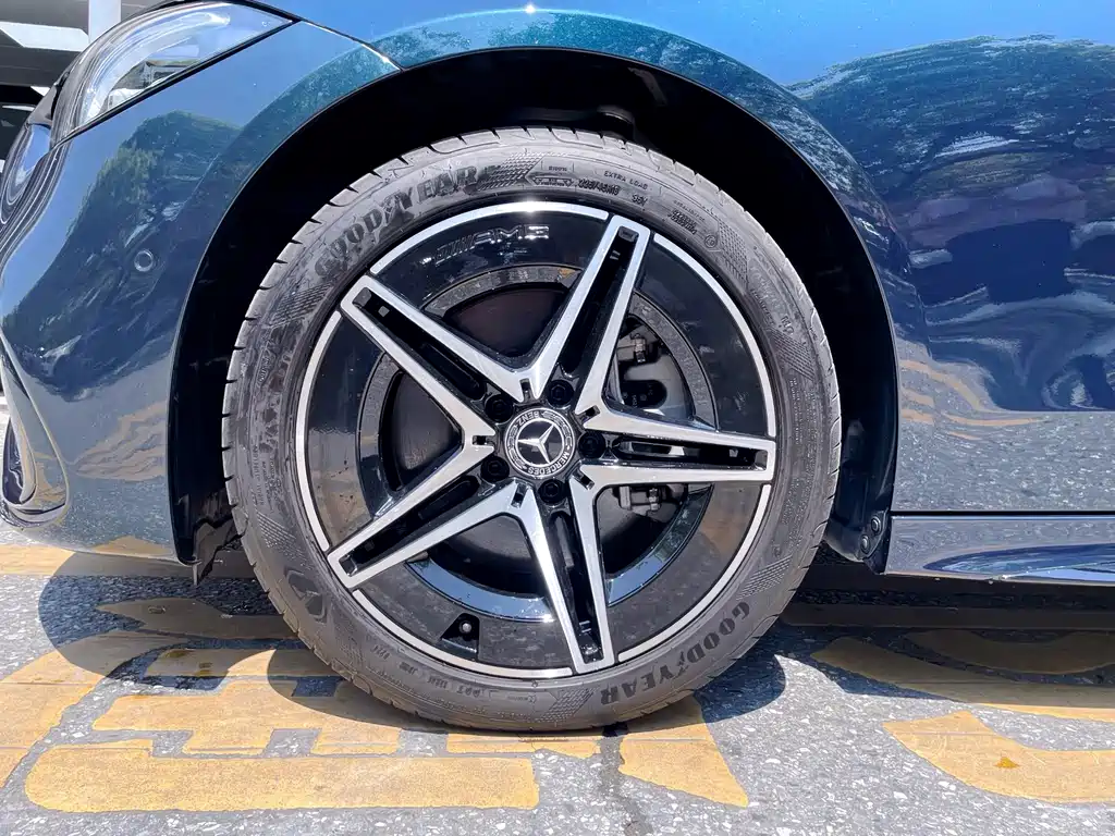 Mercedes-Benz C 260 L 2024 Night Sport Edition