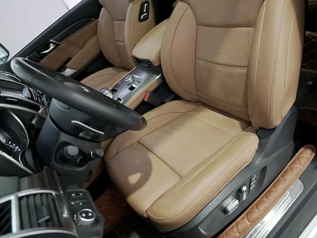 Haval H9 2017 2.0T Gasoline 4WD Premium 5-Seater