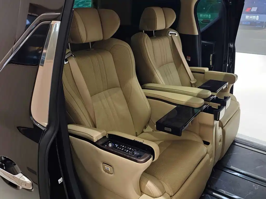 Alphard 2021 Hybrid 2.5L Premium Edition
