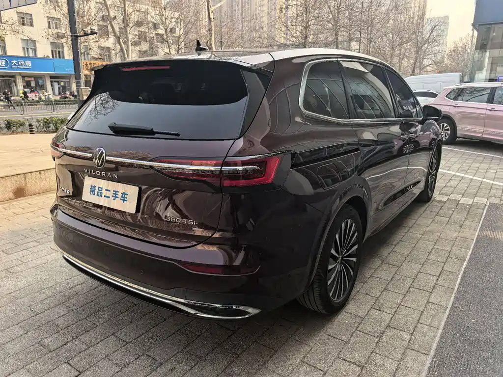 Viloran 2020 380TSI Premium
