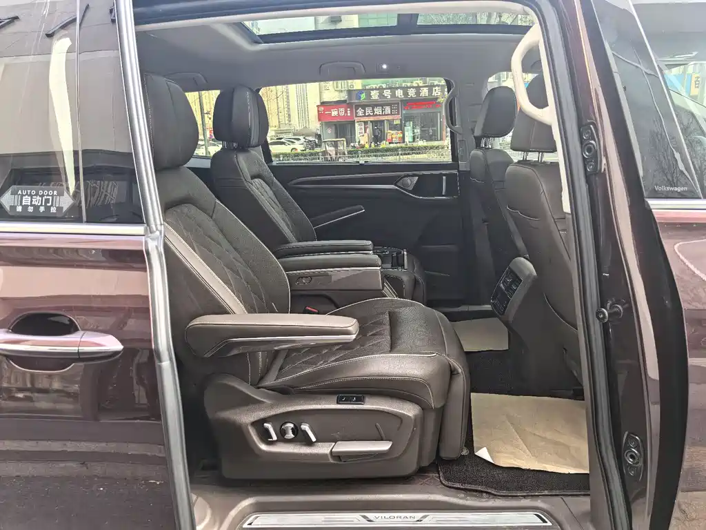 Viloran 2020 380TSI Premium