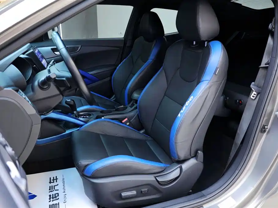 Hyundai Veloster 2015 1.6T Automatic Luxury Edition