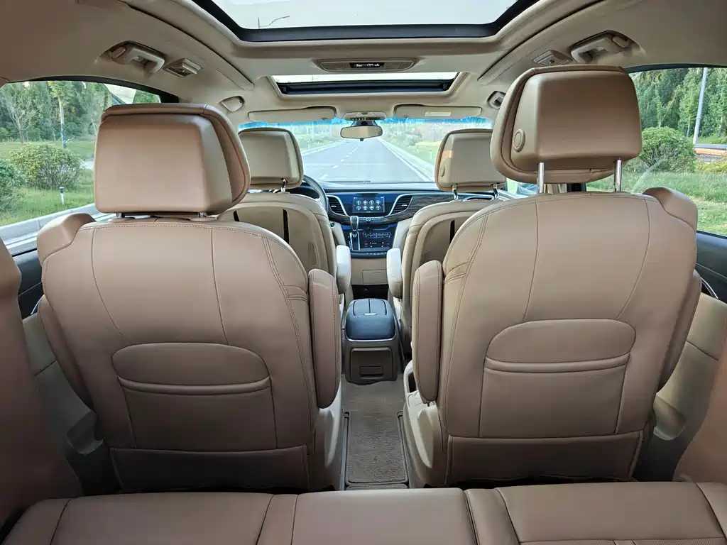 Buick GL8 2017 ES 28T Luxury Edition