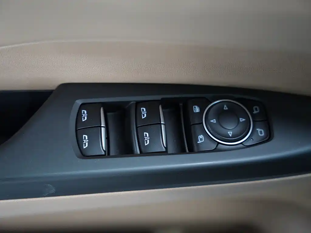 Buick GL8 2021 ES Luxury 653T Premium