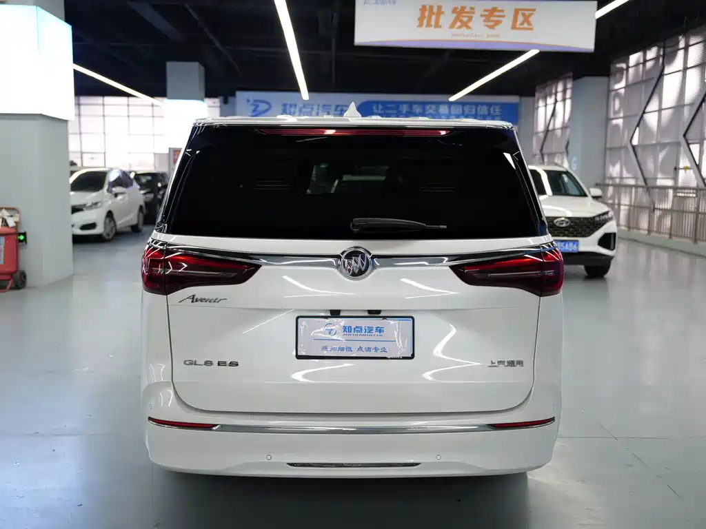 Buick GL8 2021 ES Luxury 653T Premium