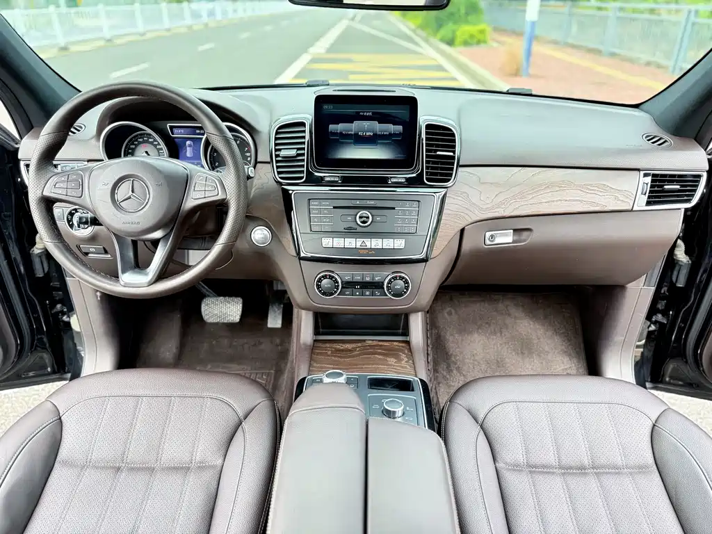 Mercedes-Benz GLE 2017 GLE 320 4MATIC Dynamic