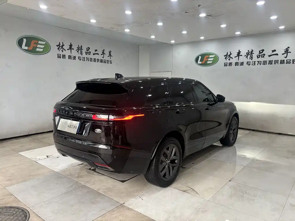 Range Rover Velar 2025 Dynamic SE