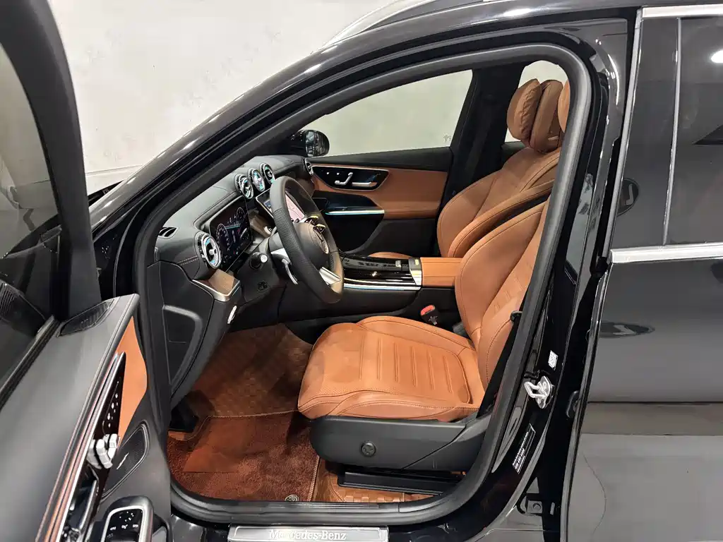 Mercedes-Benz GLC 2025 Facelift GLC 300 L 4MATIC Dynamic Edition 5-seat