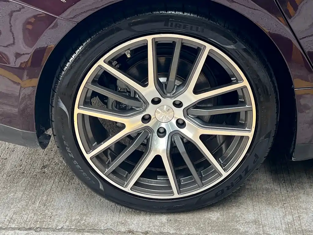Maserati Ghibli 2014 3.0T Standard Edition