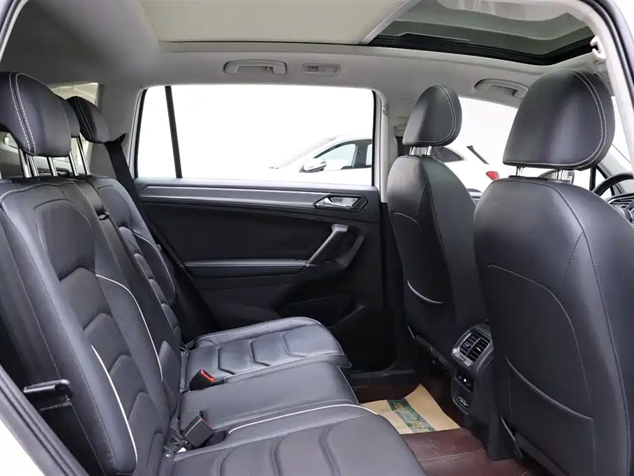 Tiguan L 2019 330TSI Automatic FWD R-Line Flagship Edition China VI