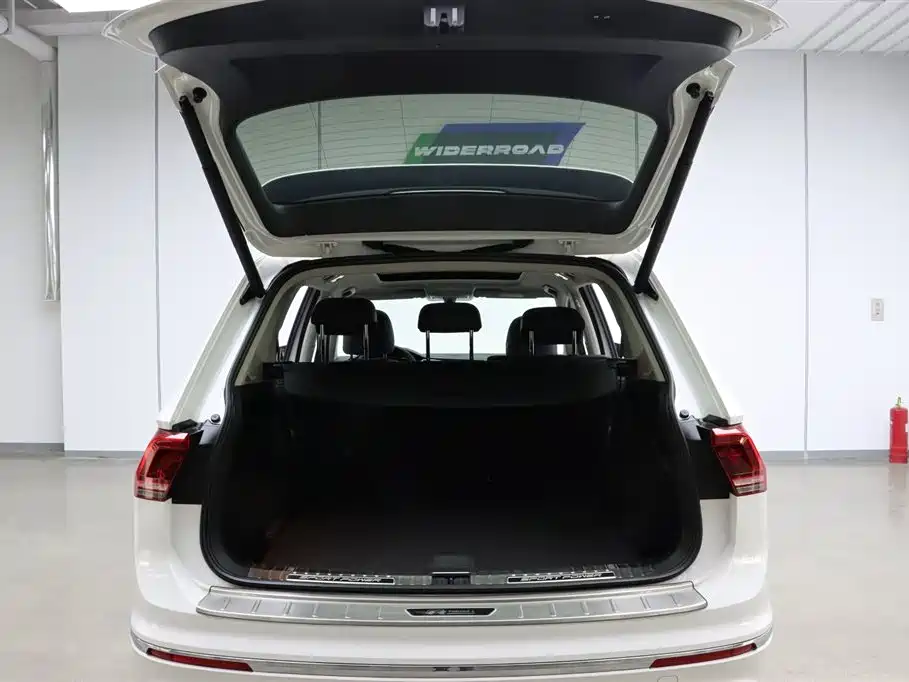 Tiguan L 2019 330TSI Automatic FWD R-Line Flagship Edition China VI
