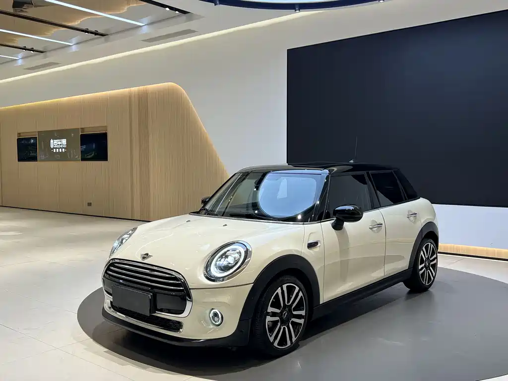 MINI Cooper 2019 1.5T Artist 5-Door